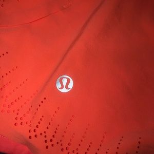 CORAL/PEACH LULULEMON TENNIS SKIRT🍑🧡